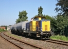 Güterverkehr auf der FVE - hier fährt TWE V132 am 29.08.2005 am Bahnübergang Hechelstraße, in Bremen-Rönnebeck.
