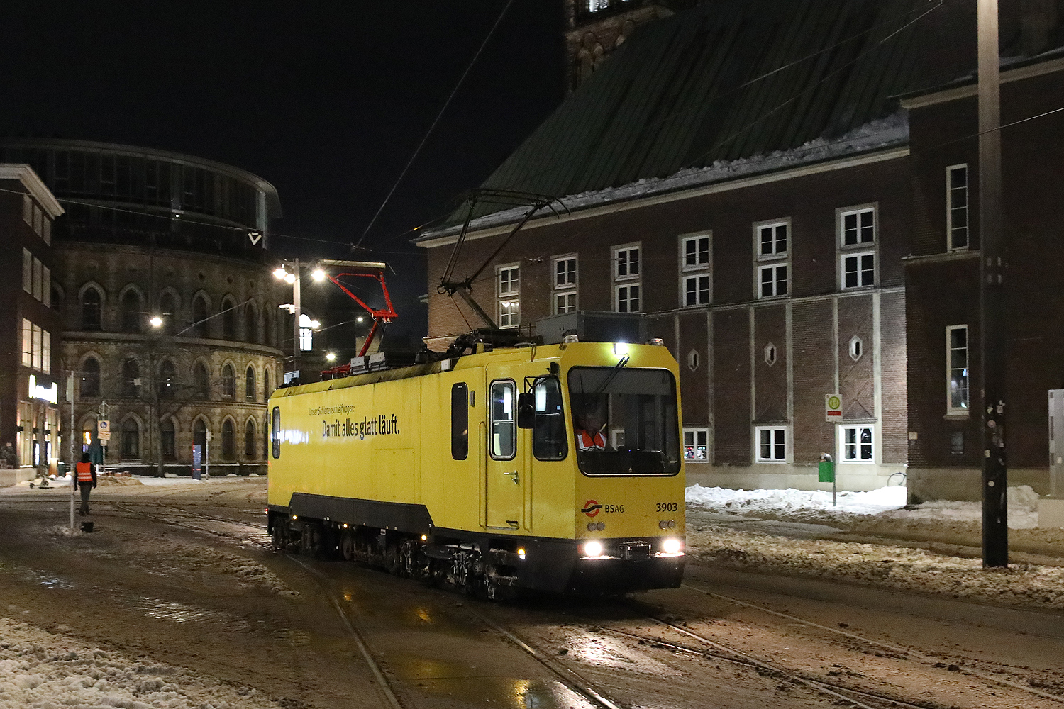 http://www.kathmann.name/dso/bsag_3903_schleifwagen_domsheide_260112.jpg