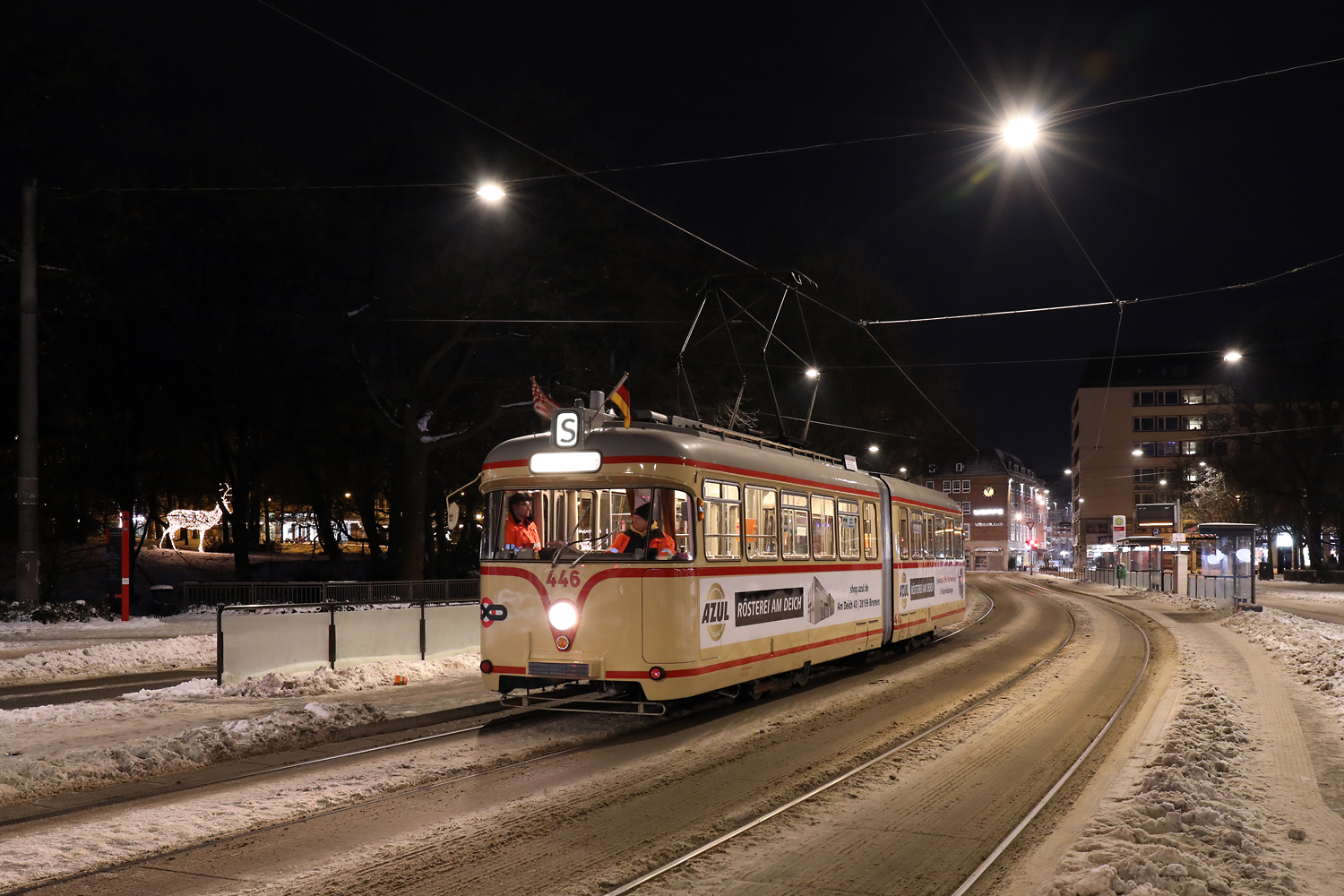 http://www.kathmann.name/dso/fdbs_446_herdentor_260112.jpg